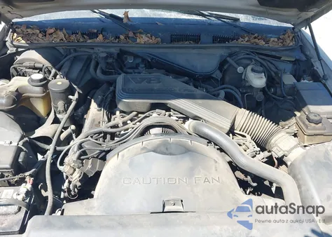 1995 Mercury Grand Marquis Gs z USA, uszkodzony, nr VIN 2MELM74W1SX677232